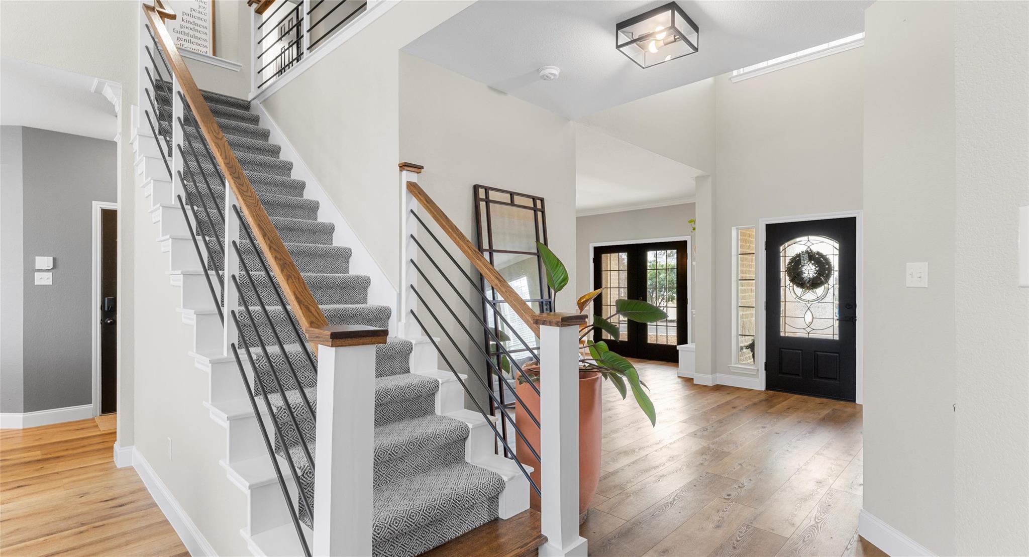 18702 Venture DR