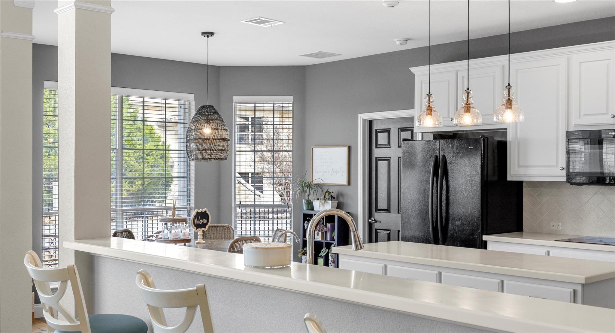 18702 Venture DR