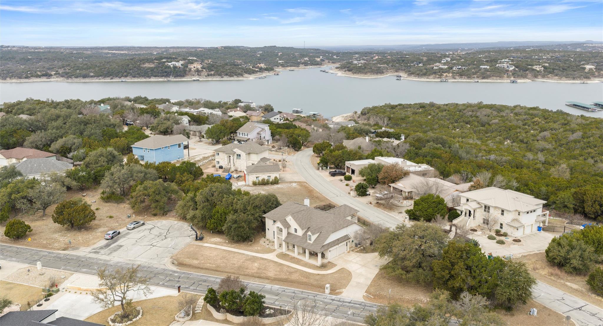 18702 Venture DR