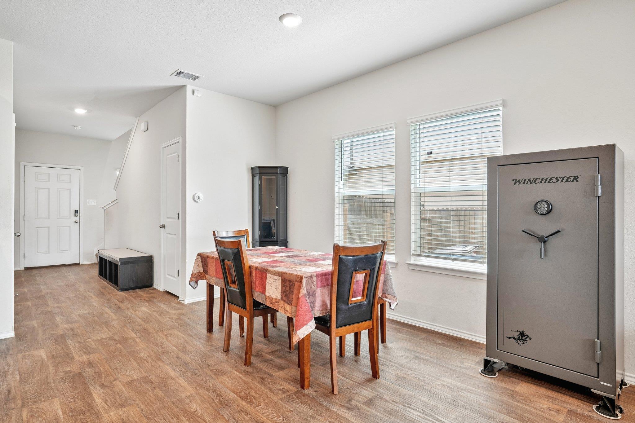 15535 Clove Spice WAY