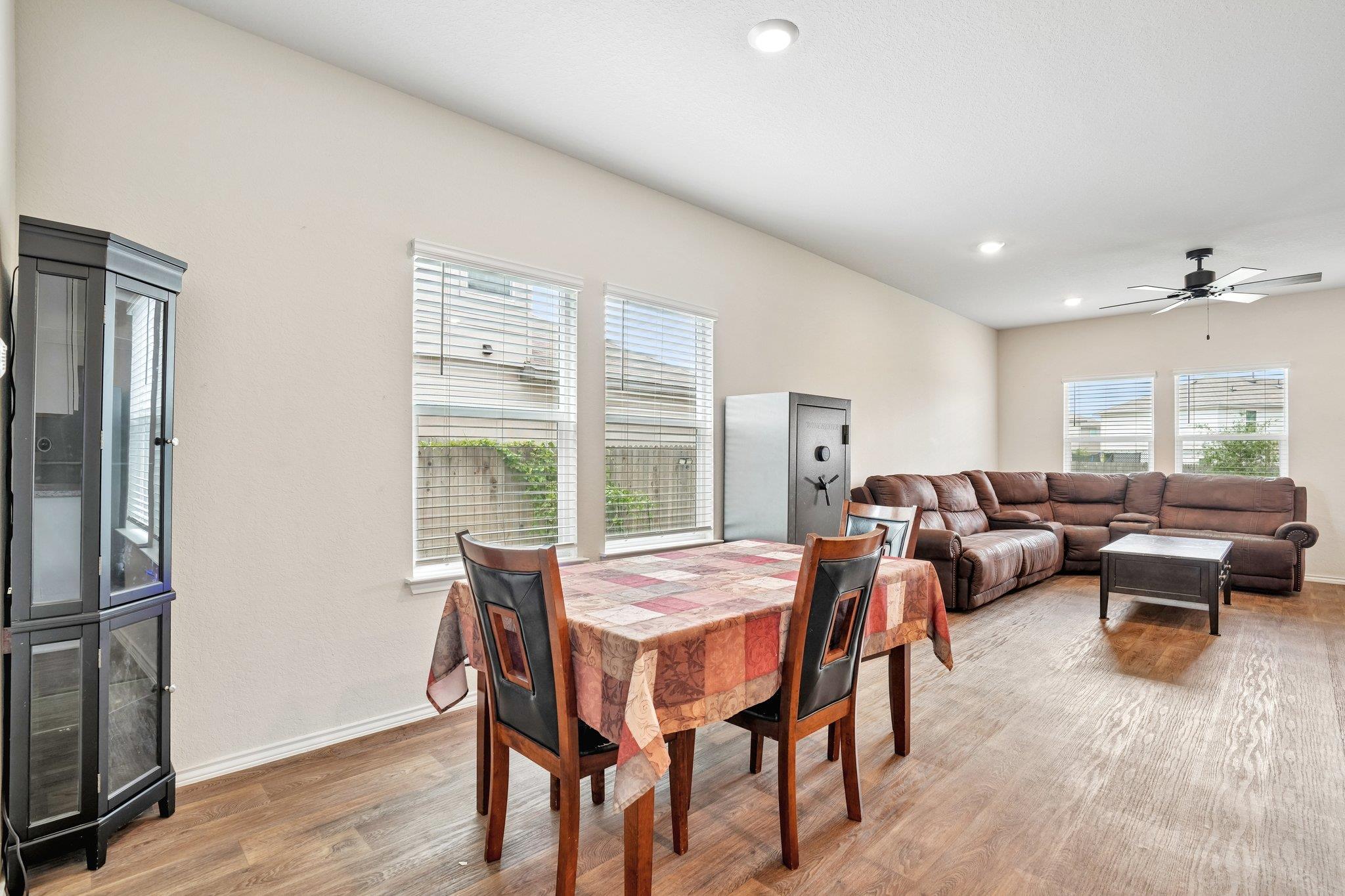 15535 Clove Spice WAY