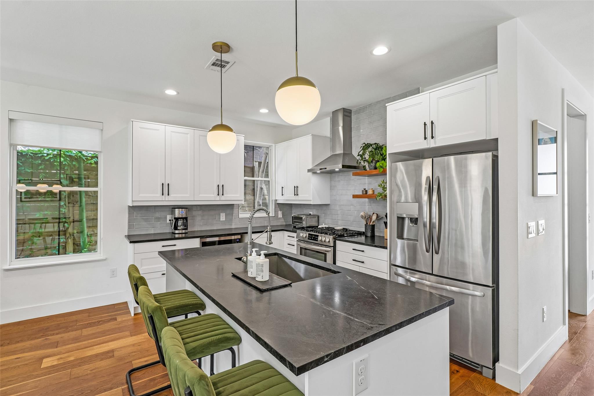 1706 Perez ST # 1
