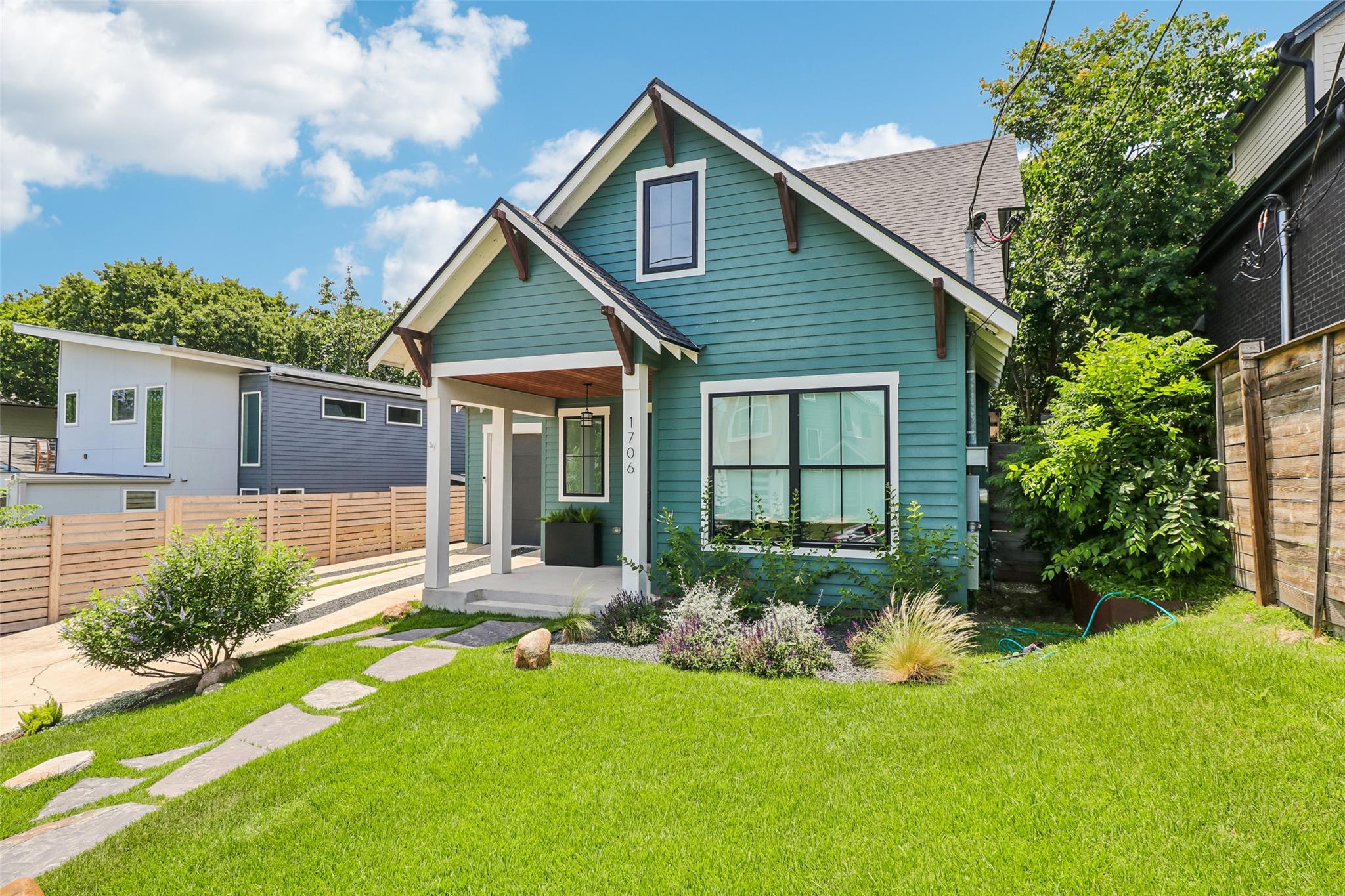 1706 Perez ST # 1