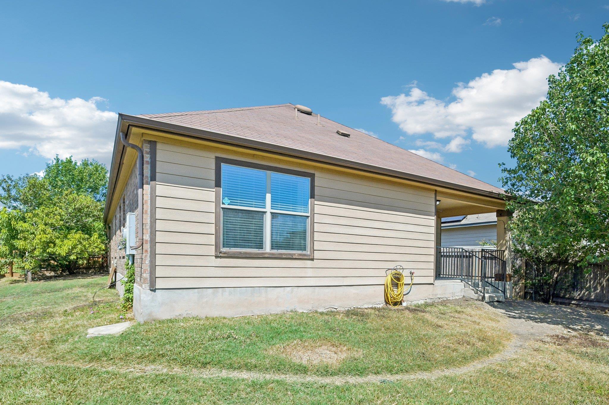 260 Cushman DR