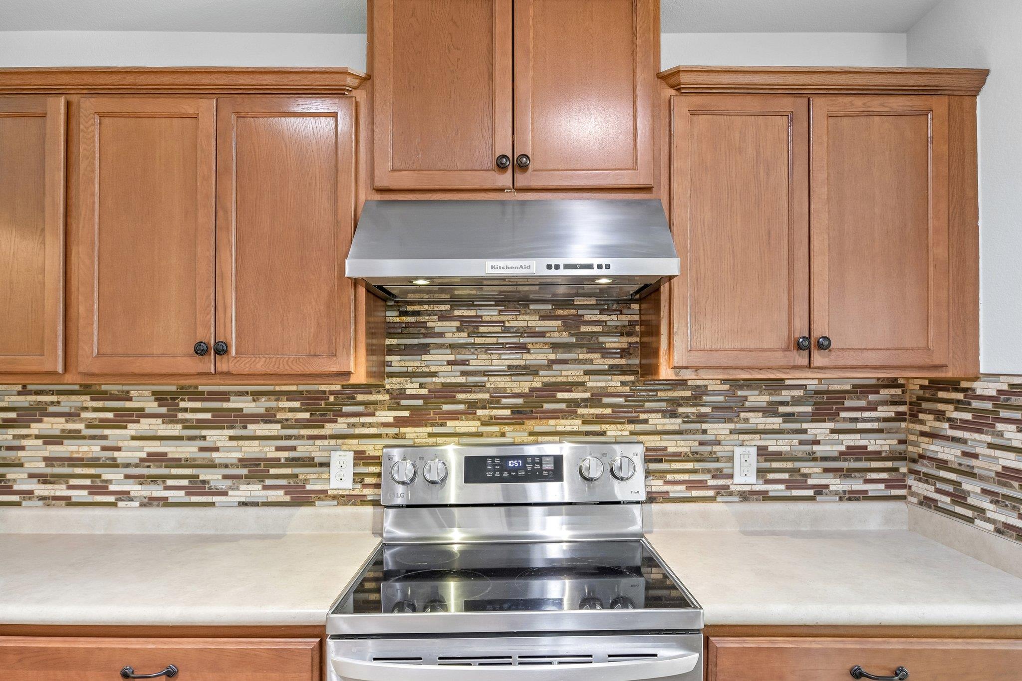 260 Cushman DR