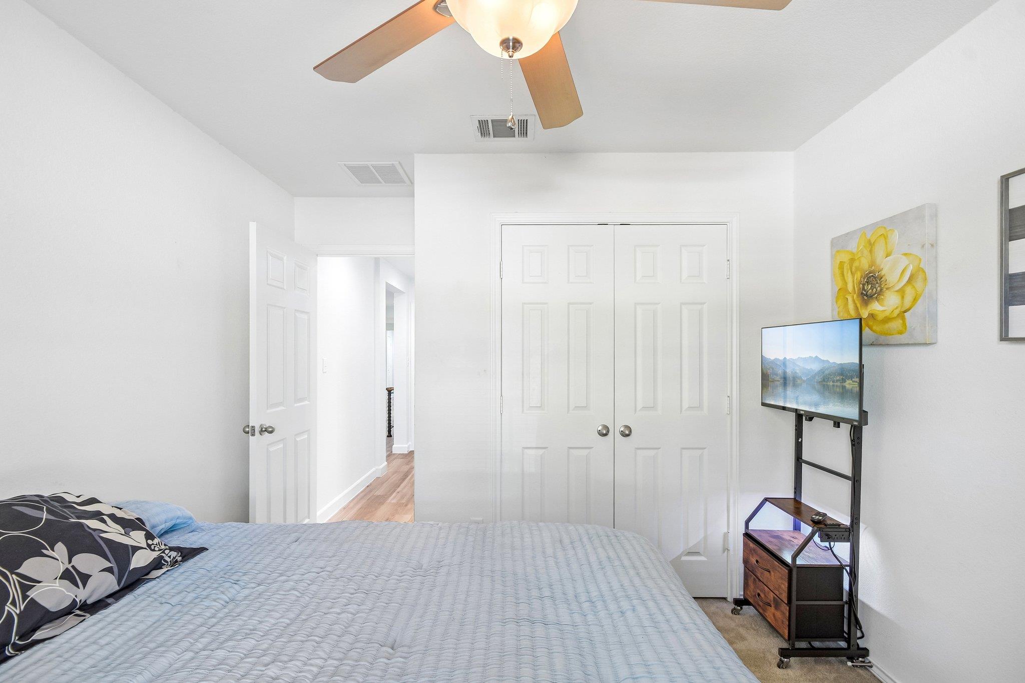 260 Cushman DR