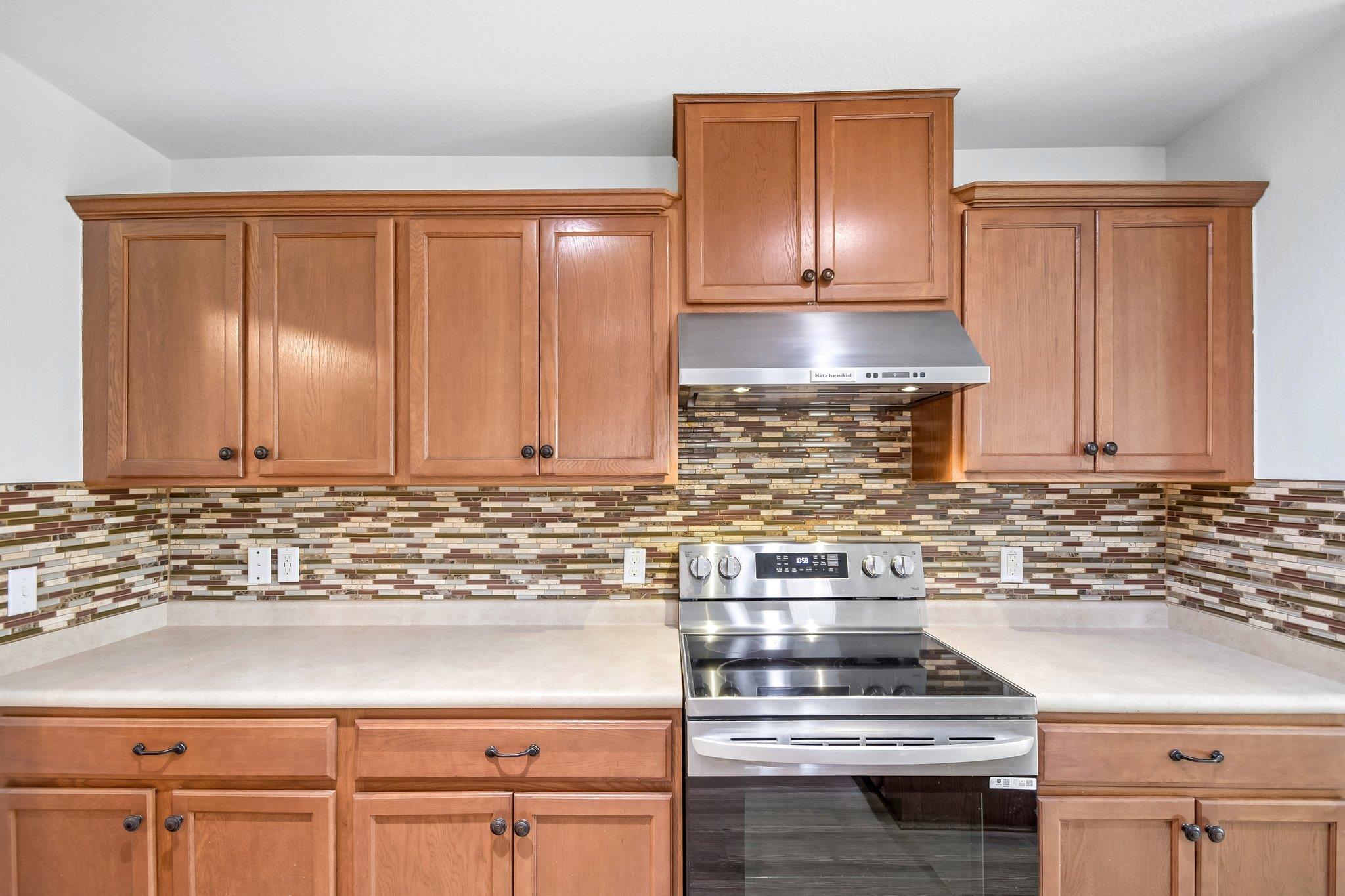 260 Cushman DR