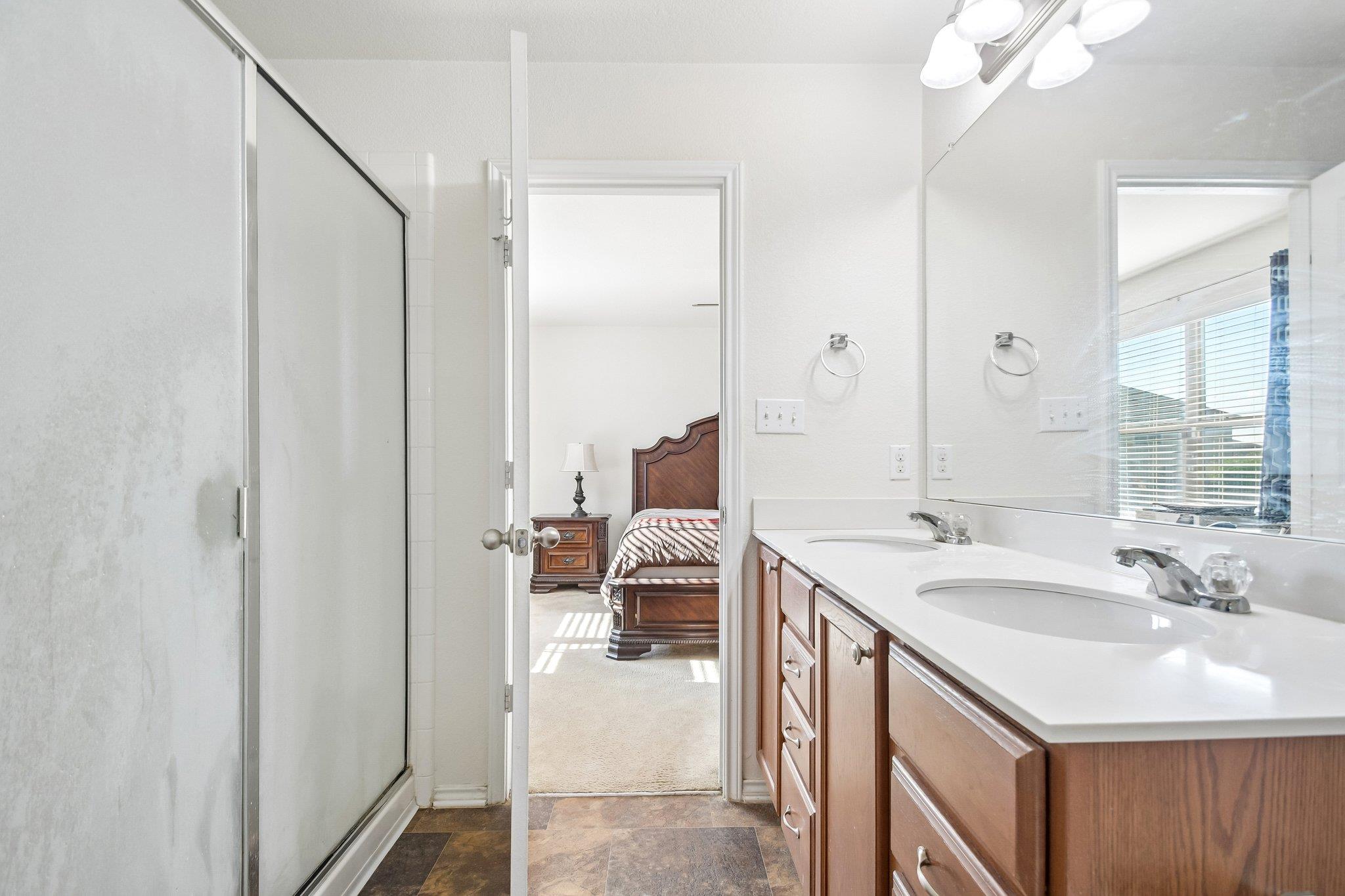 260 Cushman DR