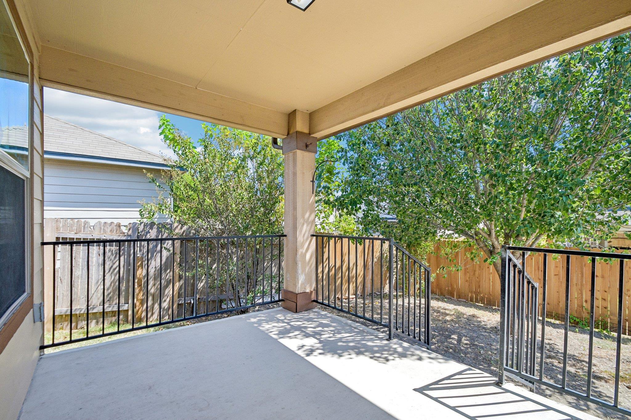 260 Cushman DR