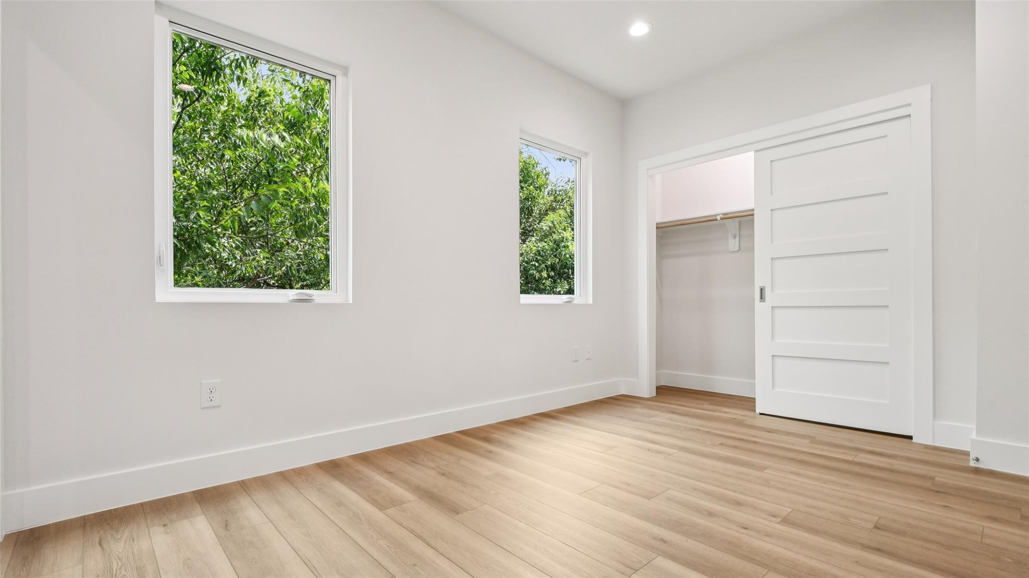 9104 Georgian DR
