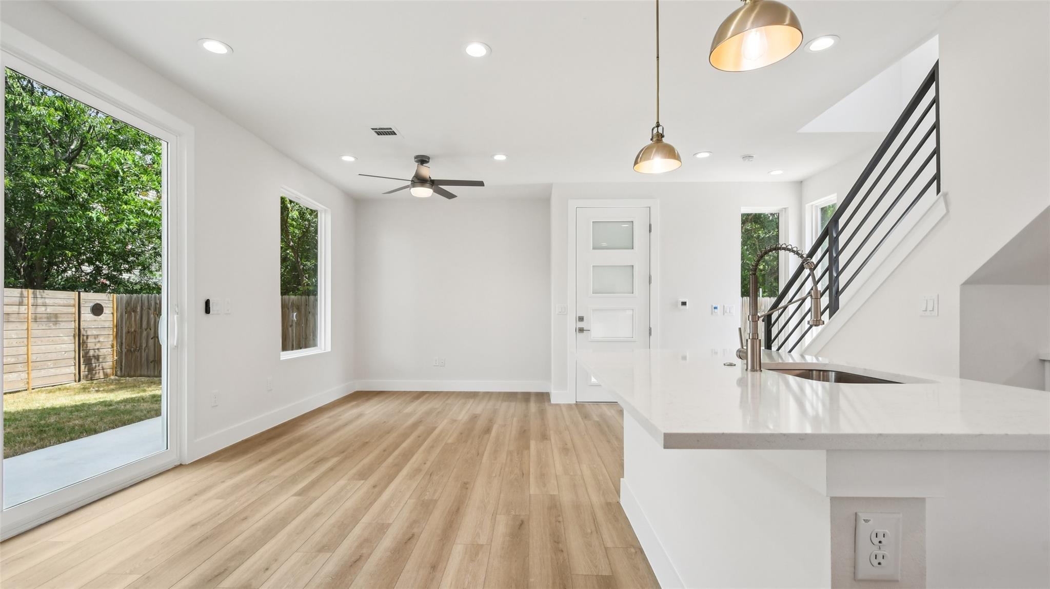 9104 Georgian DR
