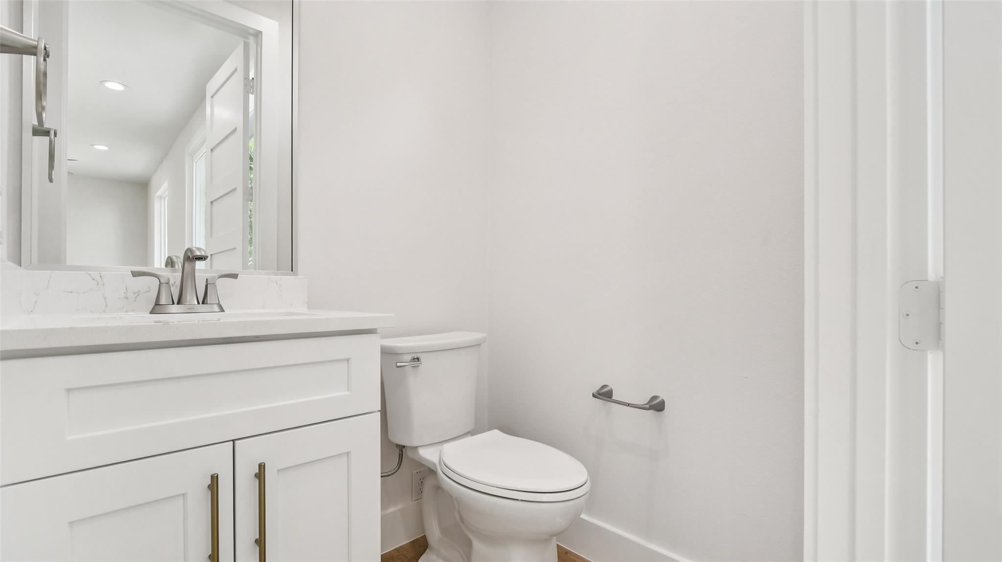 9104 Georgian DR