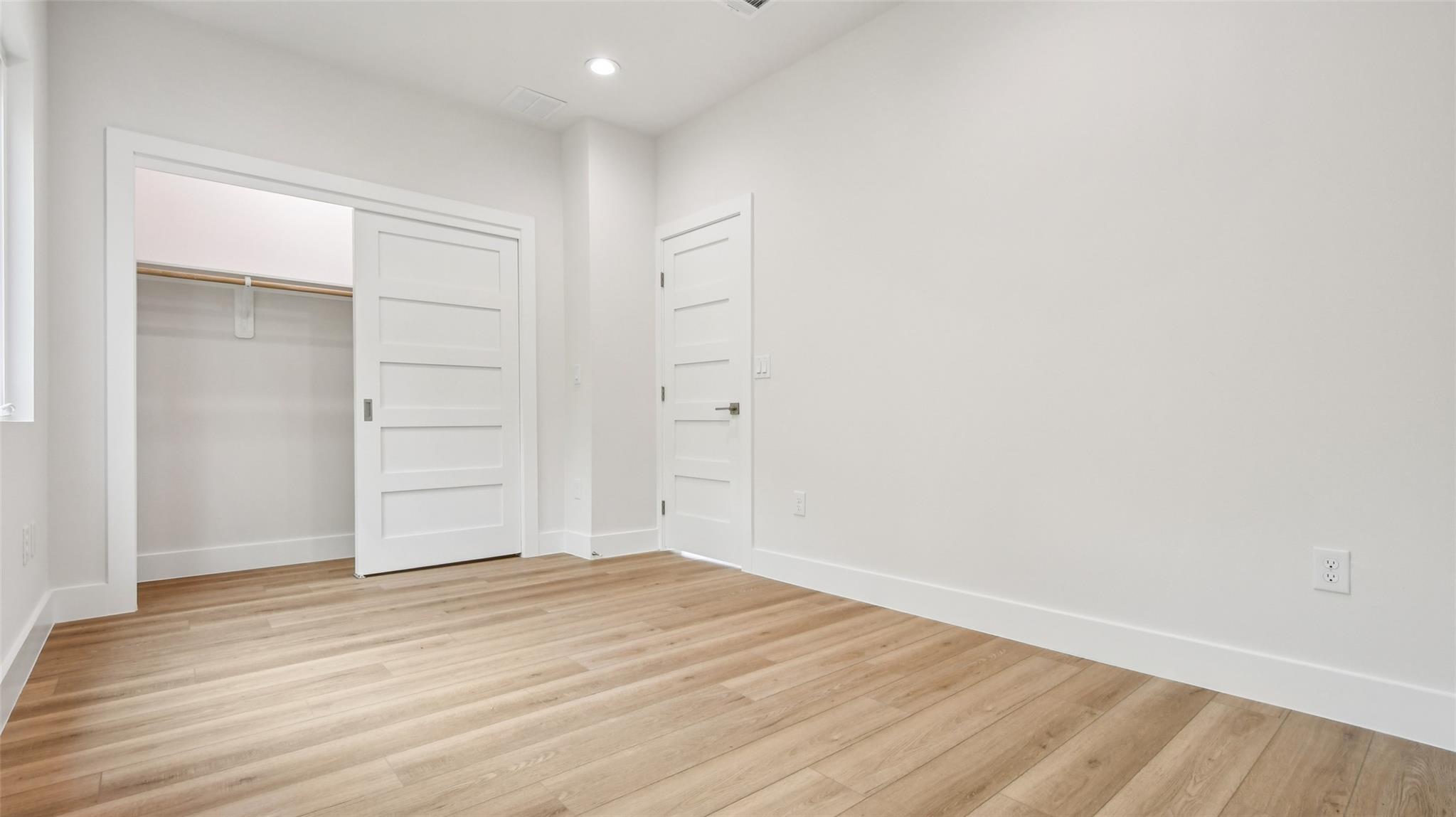 9104 Georgian DR