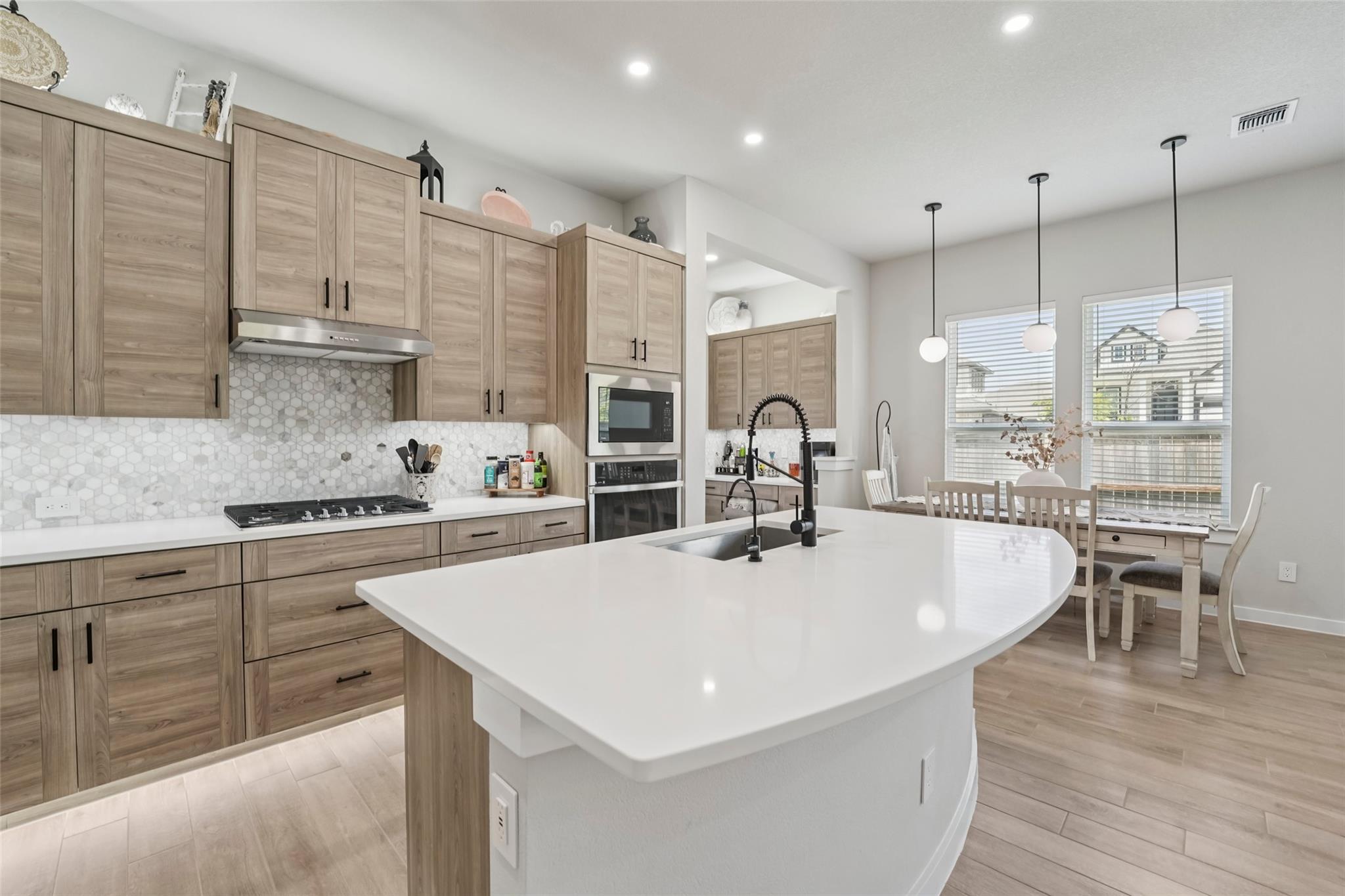 1108 Sweetspire ST