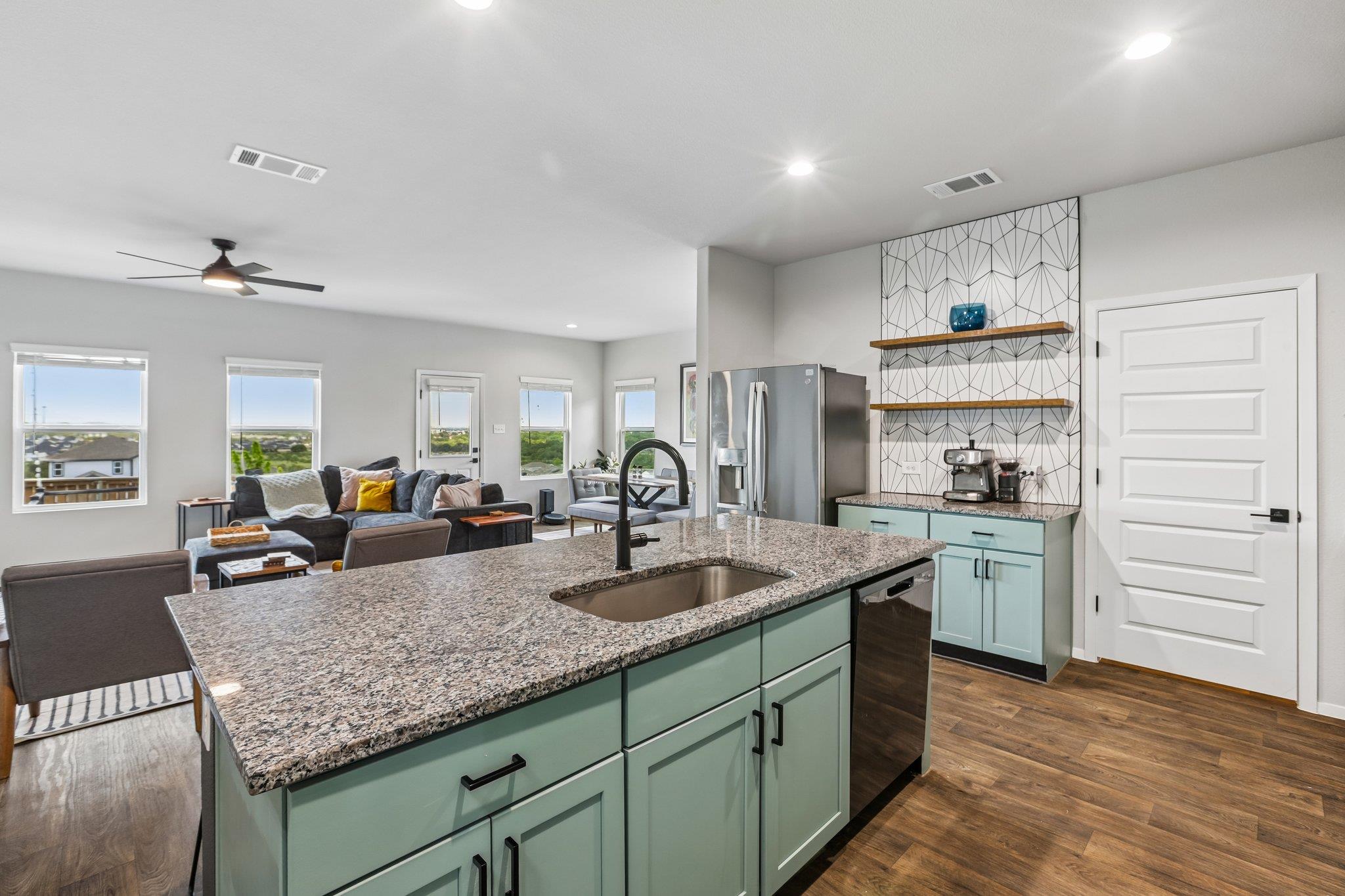 11604 Comano DR
