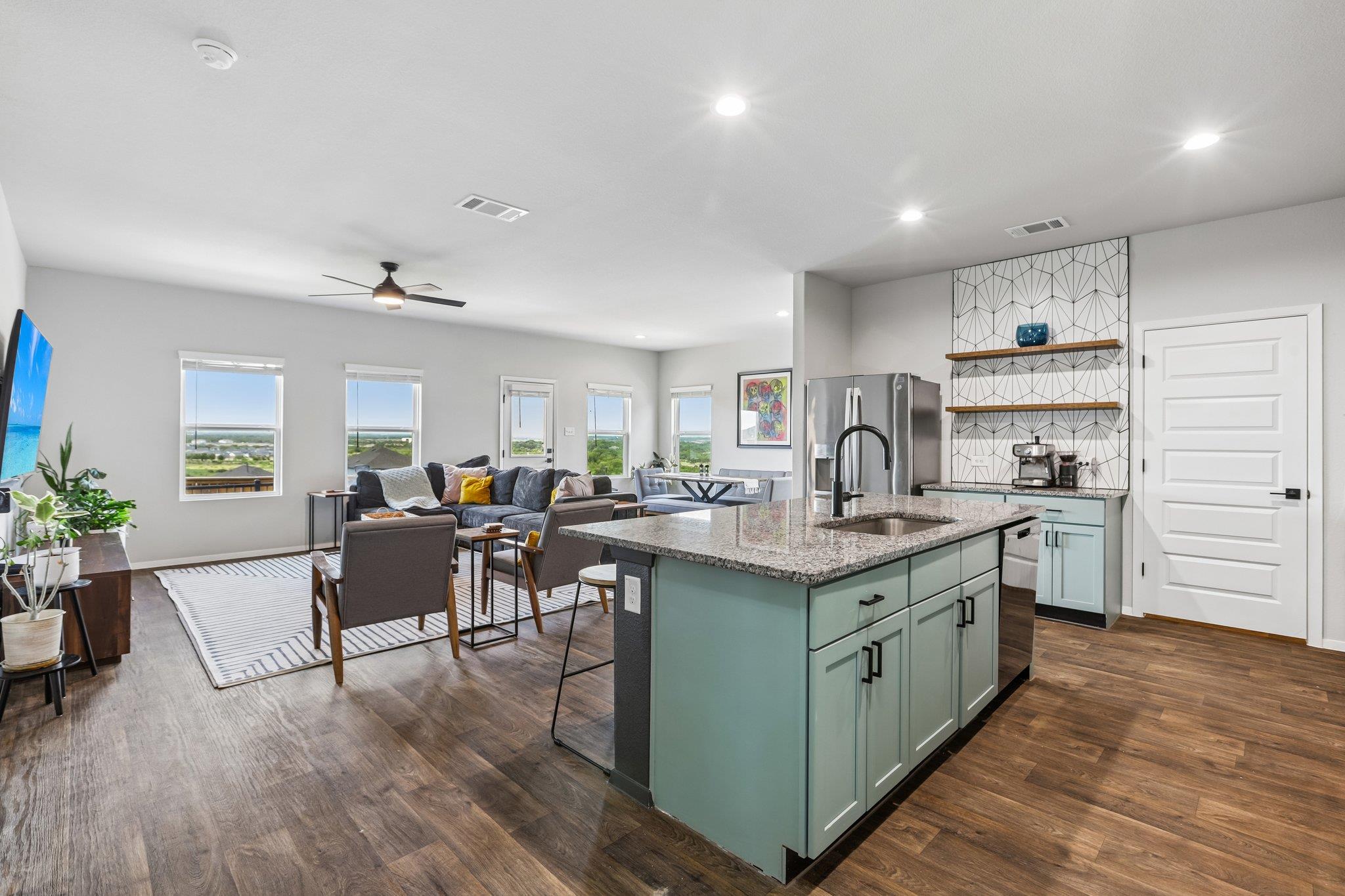 11604 Comano DR