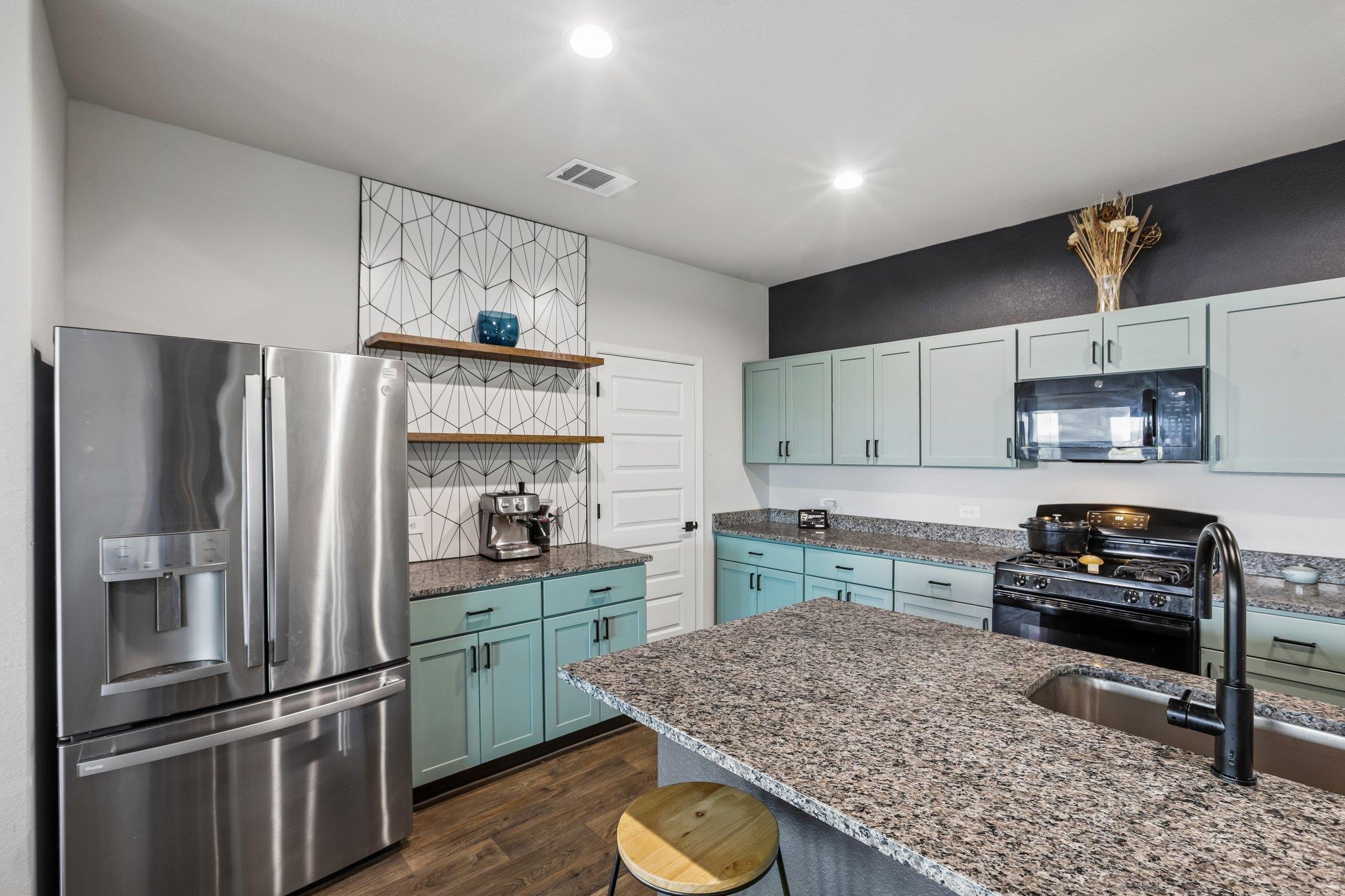 11604 Comano DR