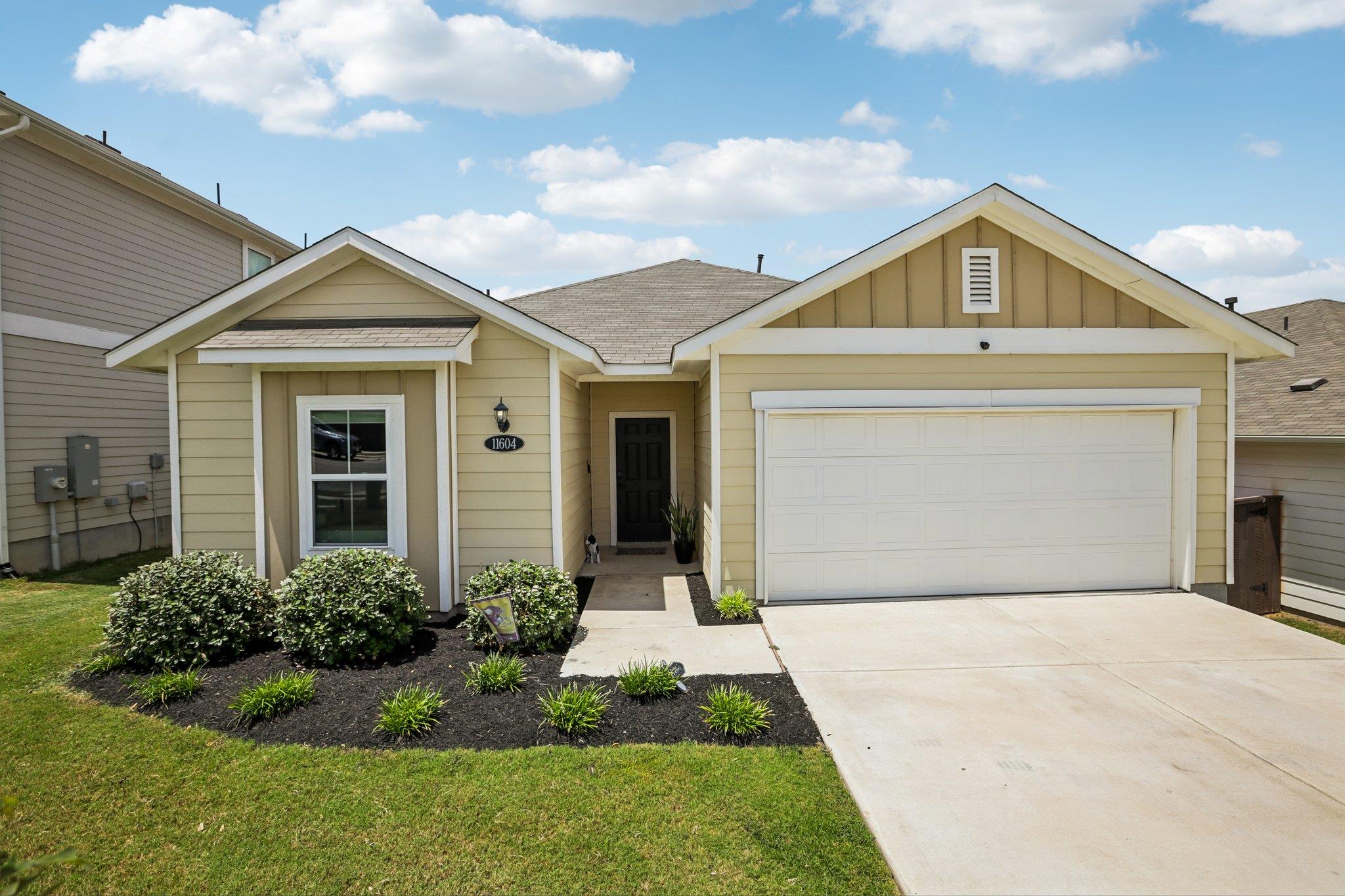 11604 Comano DR