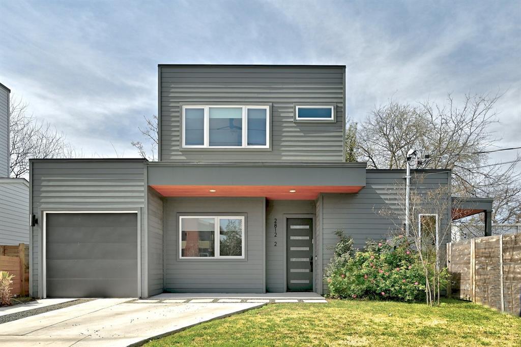 2812 E 4th ST # 2