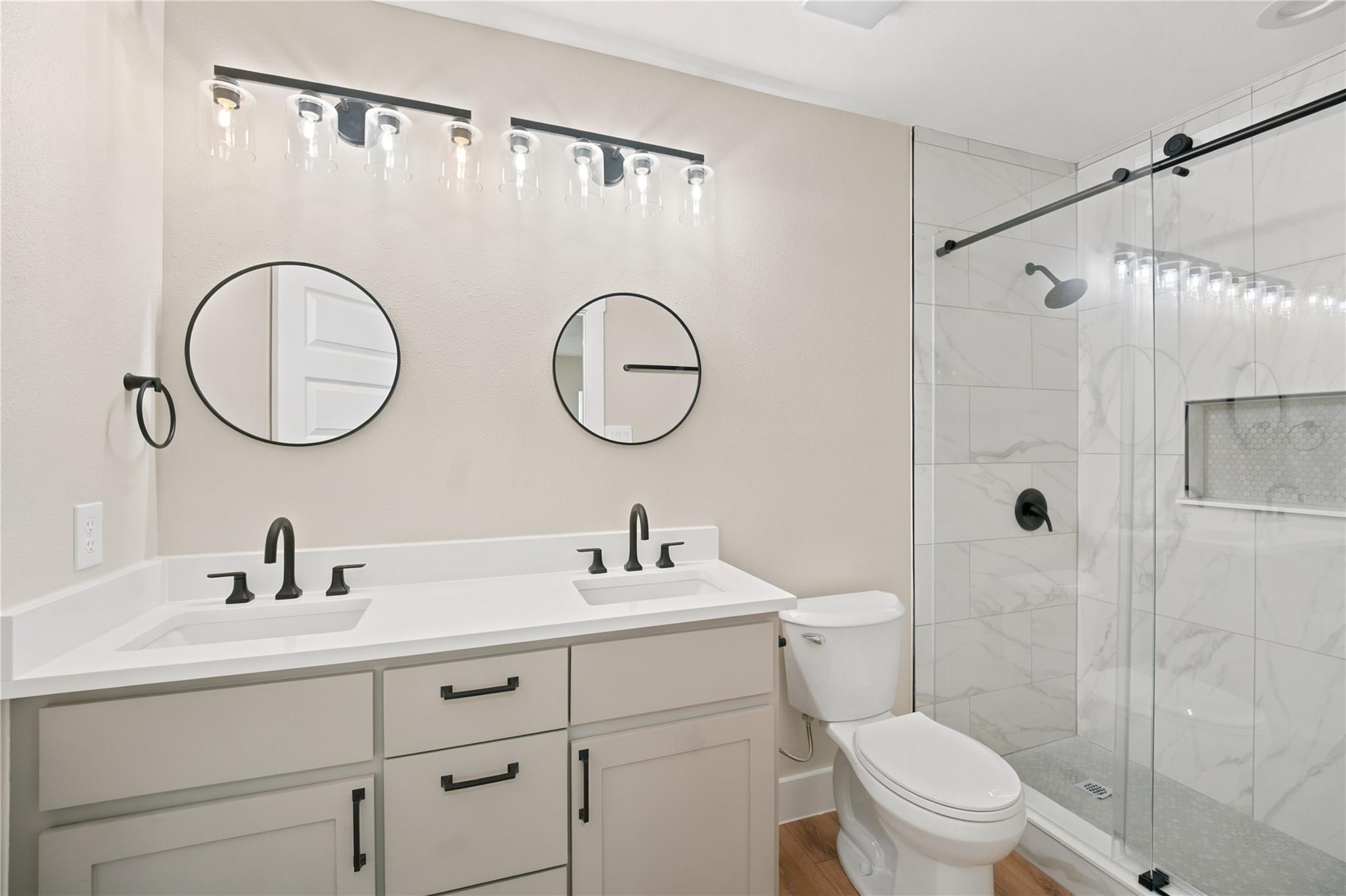 125 Discovery LN
