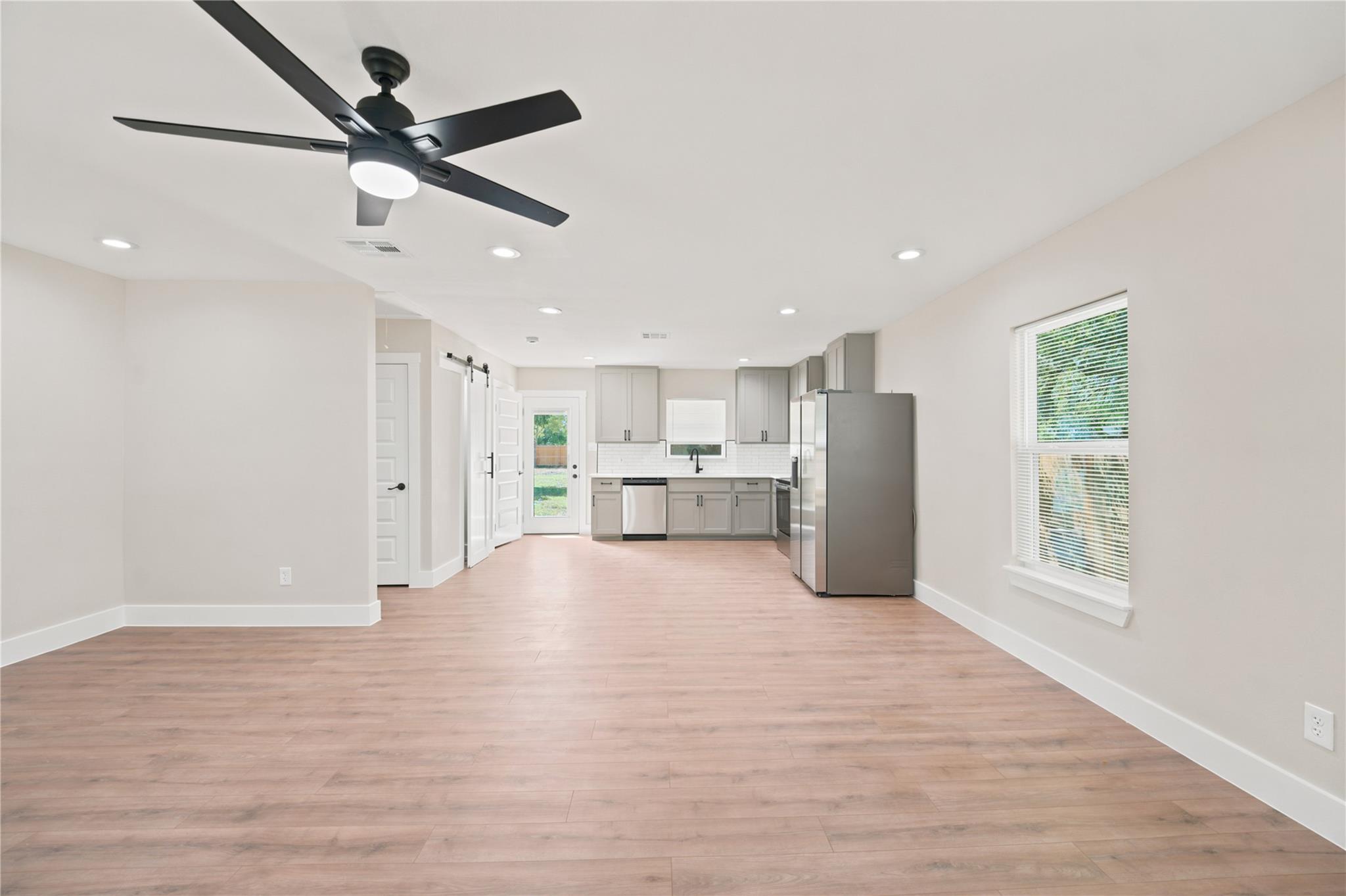 125 Discovery LN