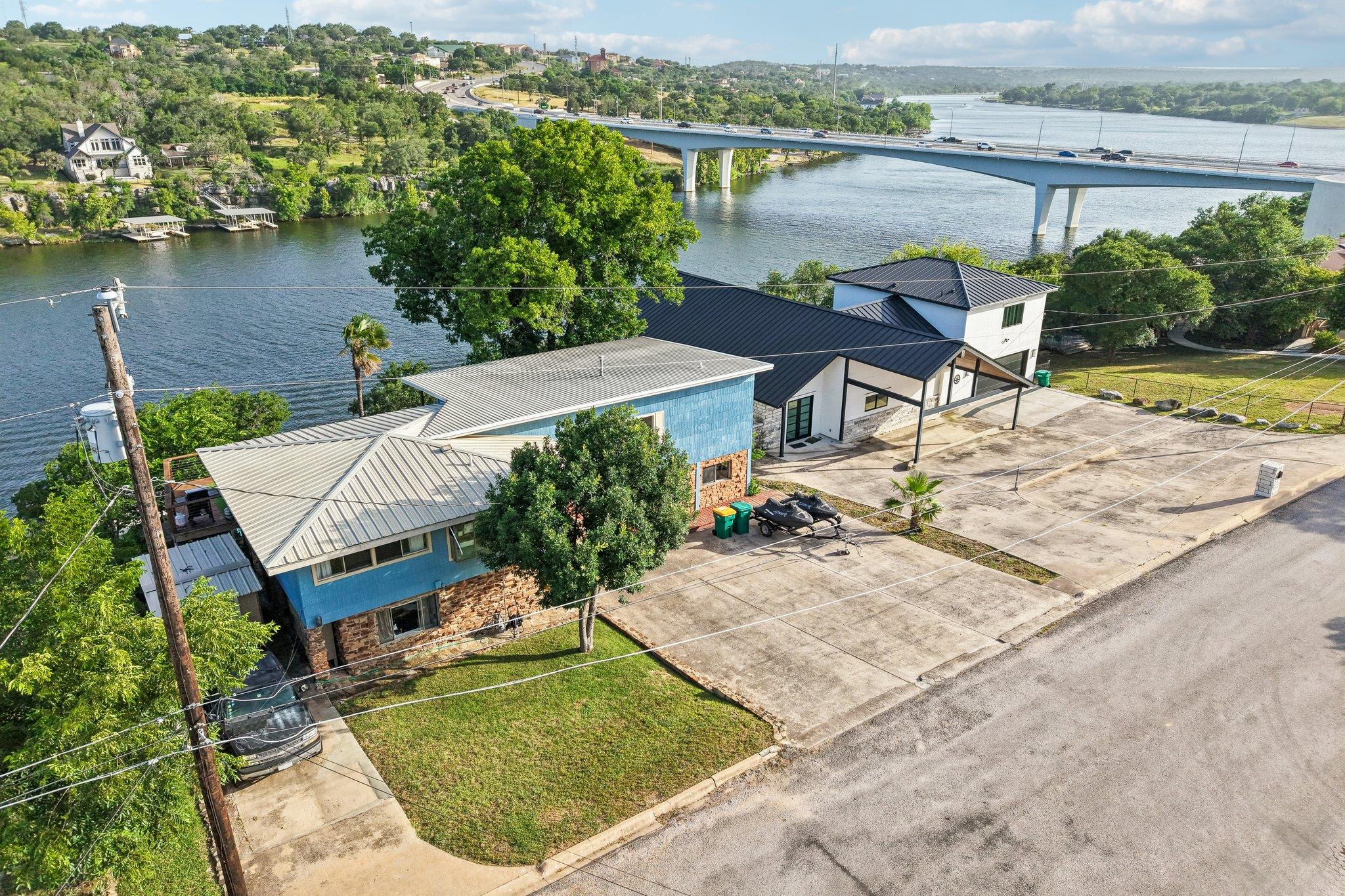 2516 Circle DR