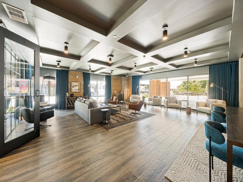 4315 S Congress Ave # 220