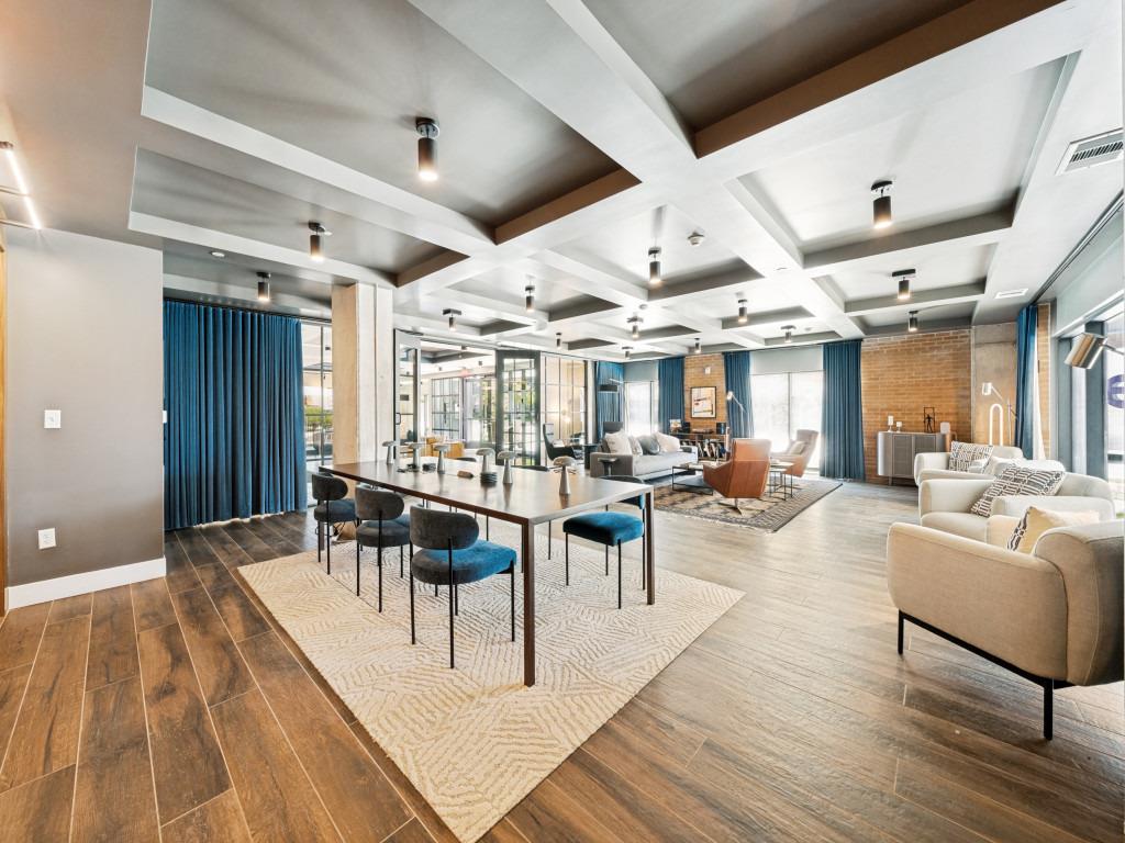 4315 S Congress Ave # 220
