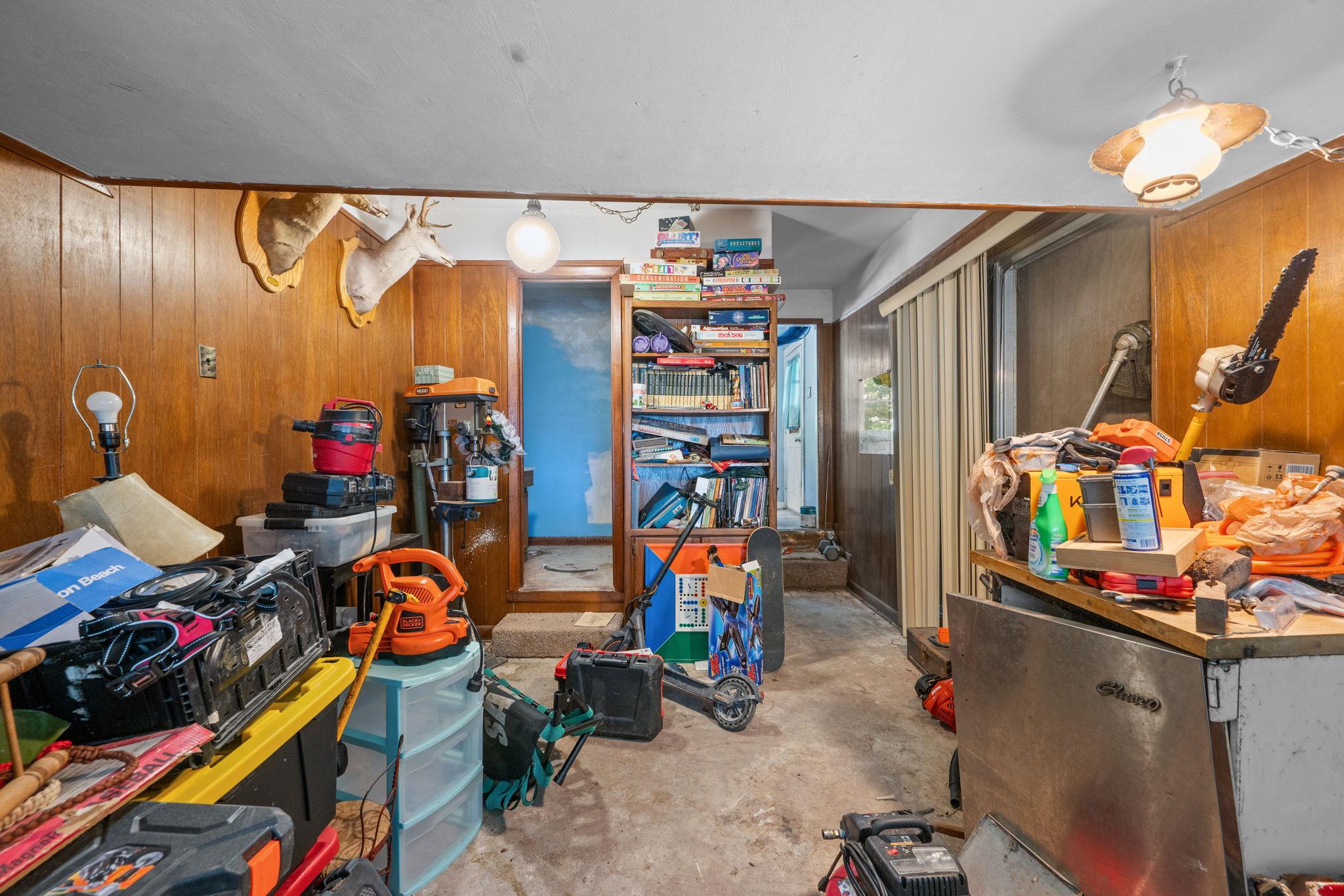 9106 Capitol DR