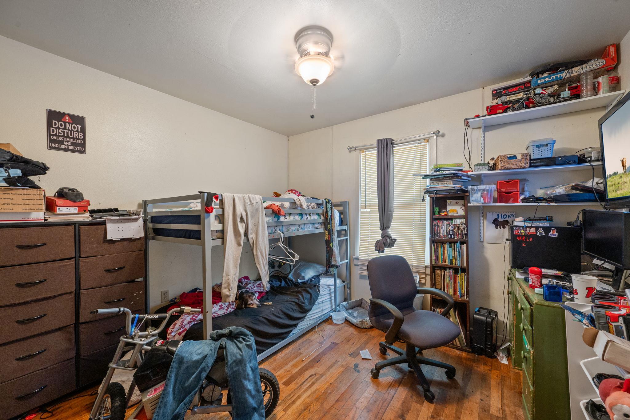 9106 Capitol DR