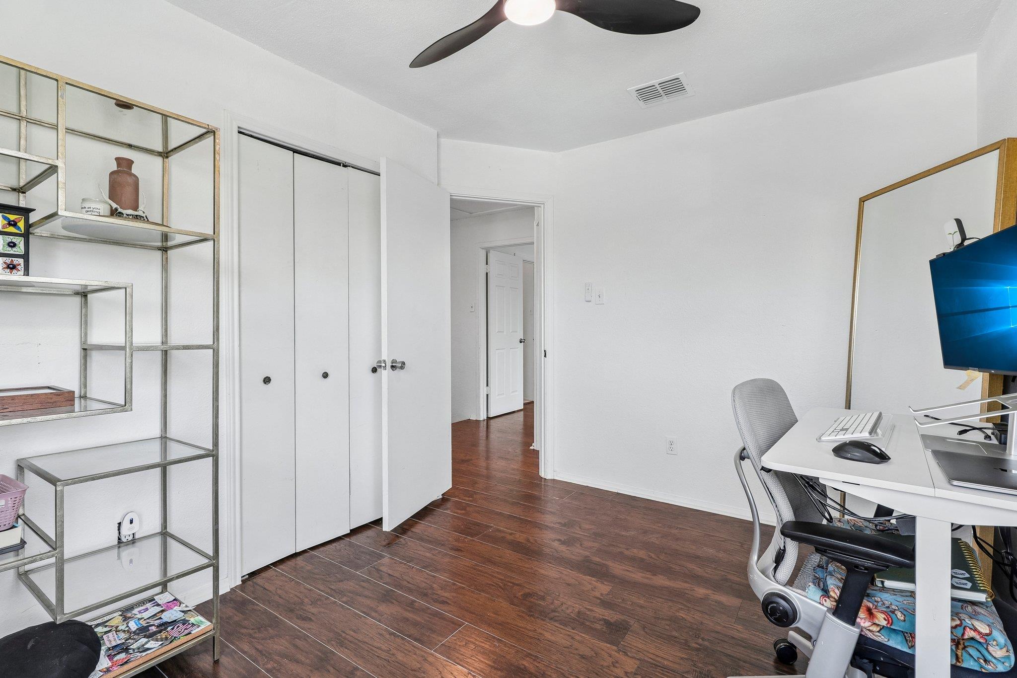 1101 Silverton CT