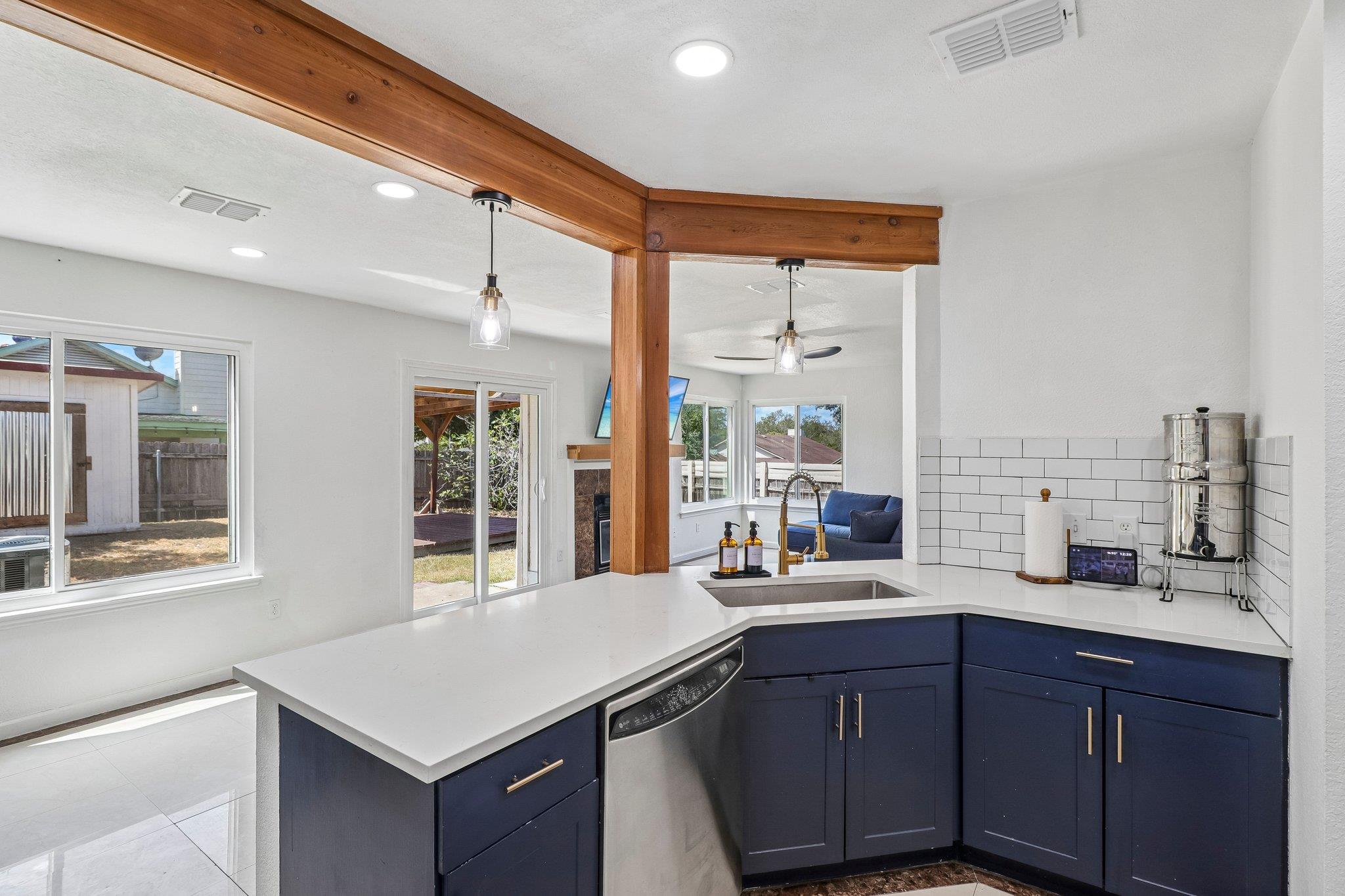 1101 Silverton CT