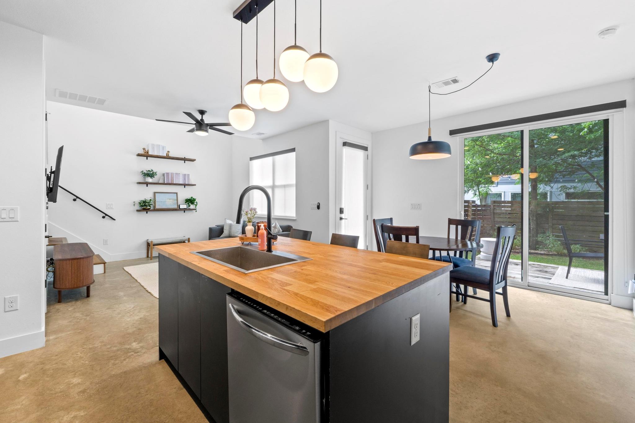 1706 Perez ST # 2