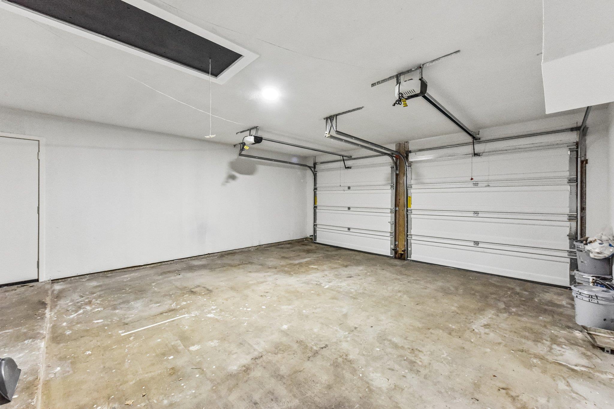 7523 Glenhill RD