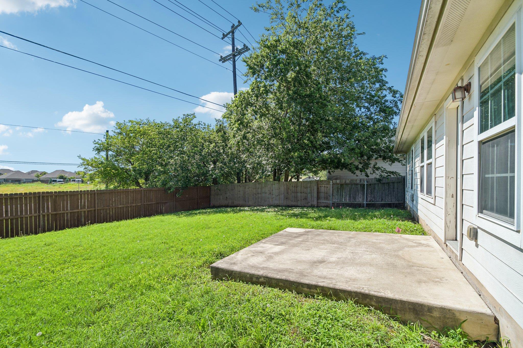 1377 Beechwood DR