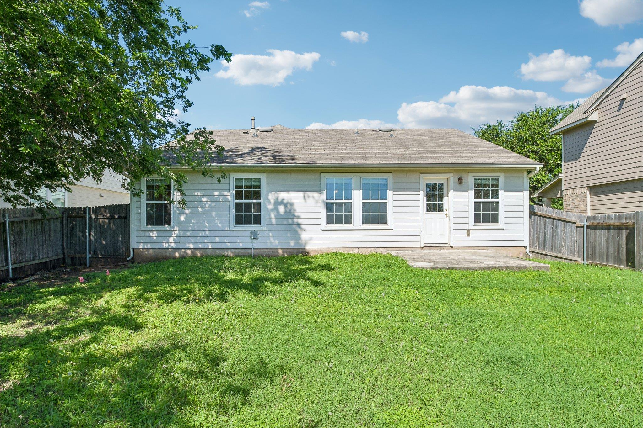 1377 Beechwood DR