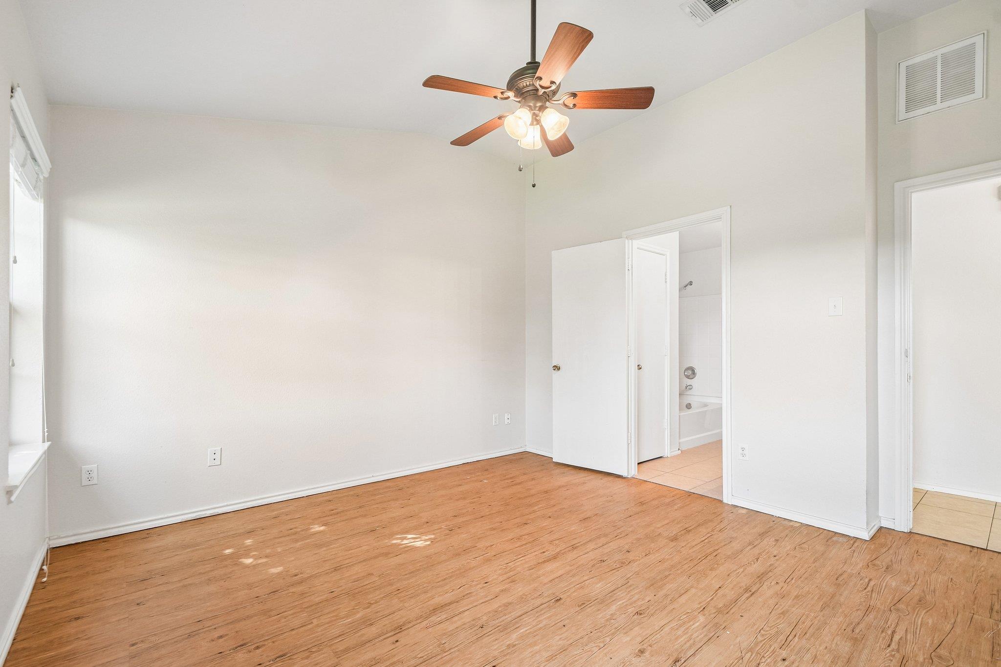 1377 Beechwood DR