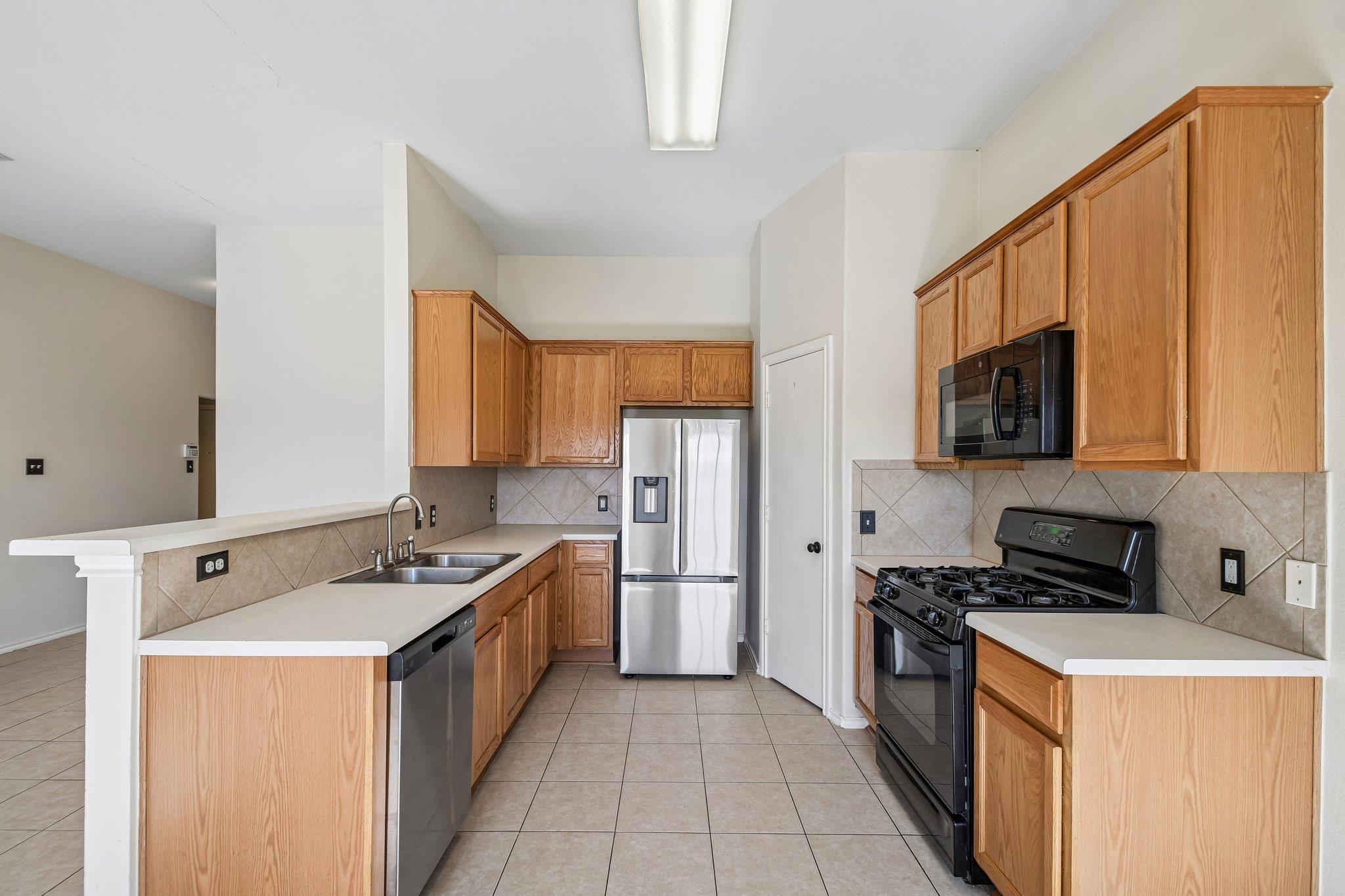 1377 Beechwood DR