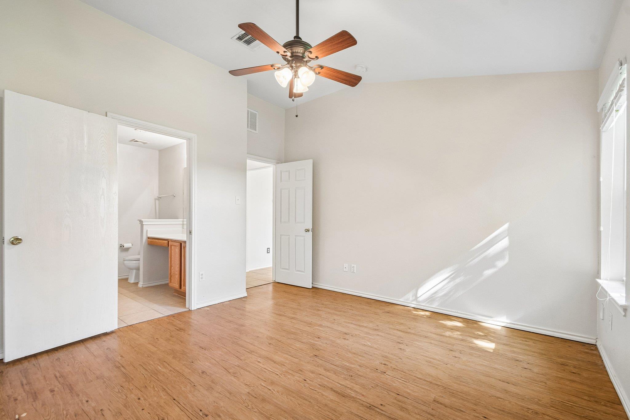 1377 Beechwood DR