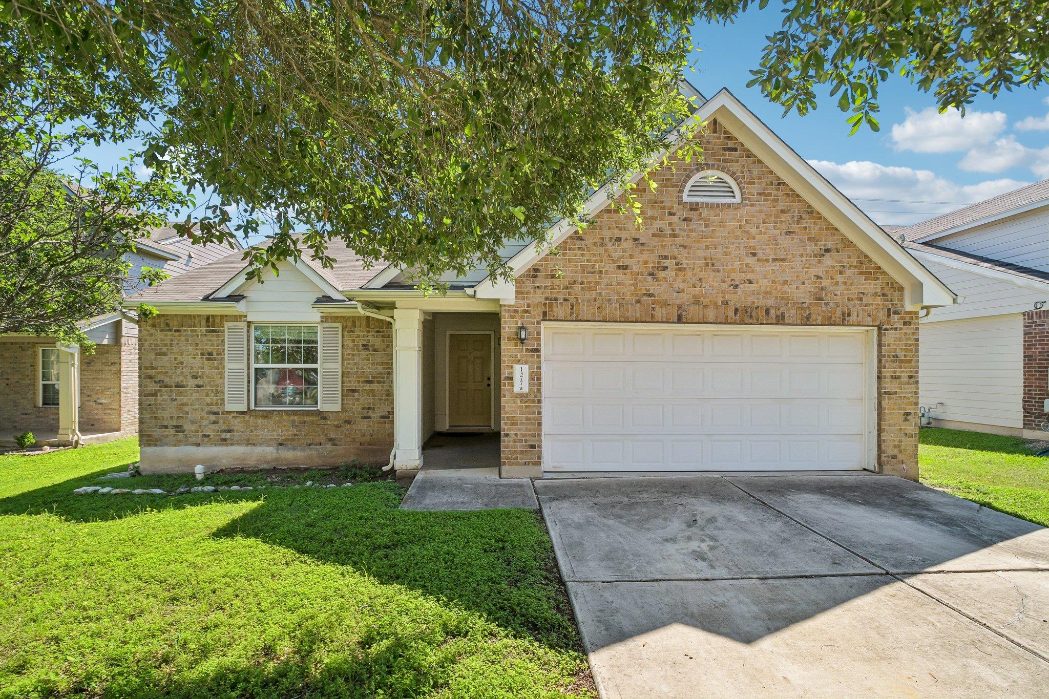 1377 Beechwood DR
