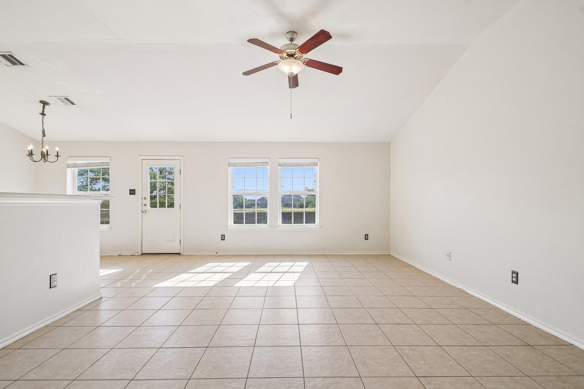 1377 Beechwood DR