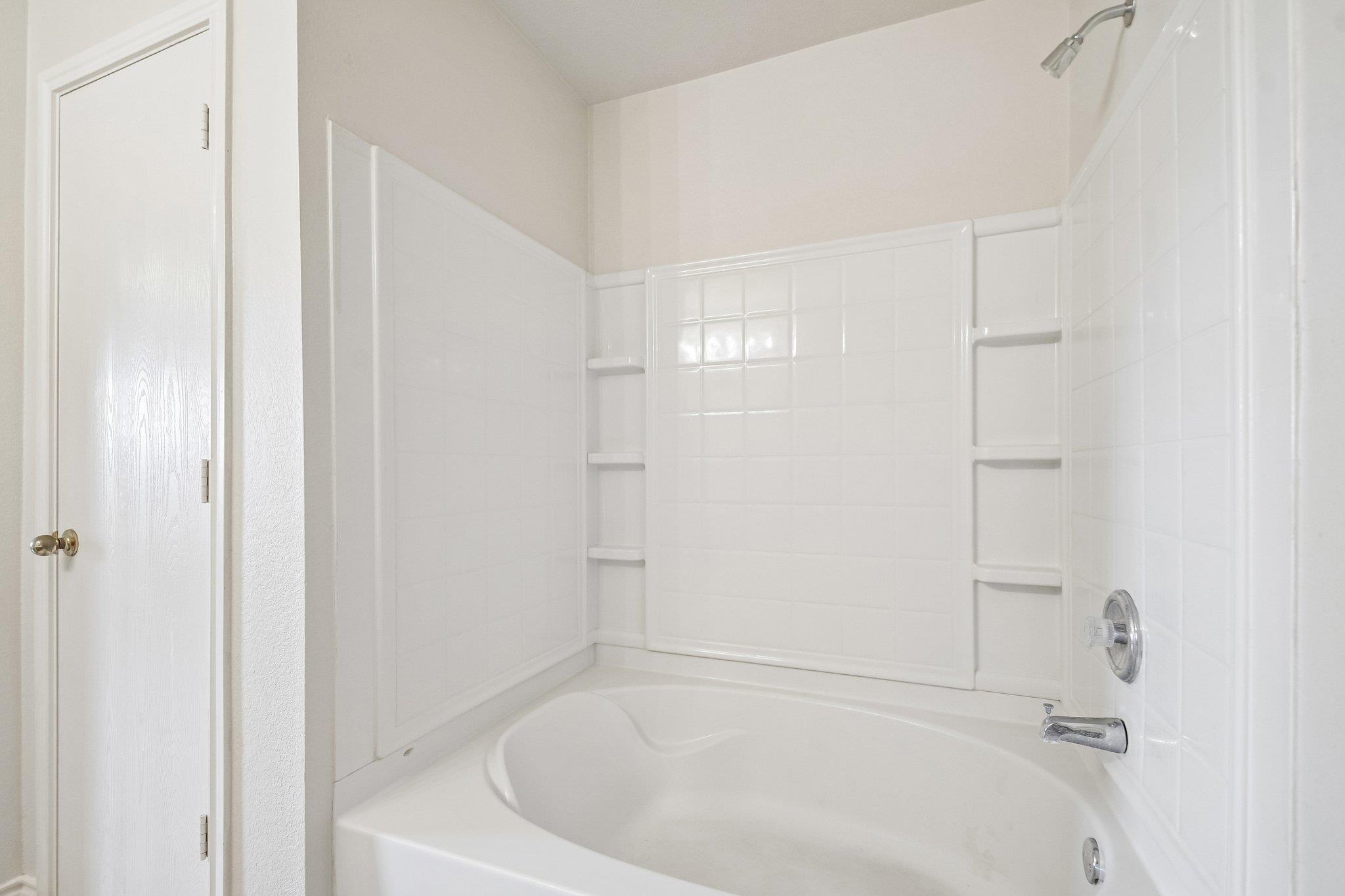 1377 Beechwood DR