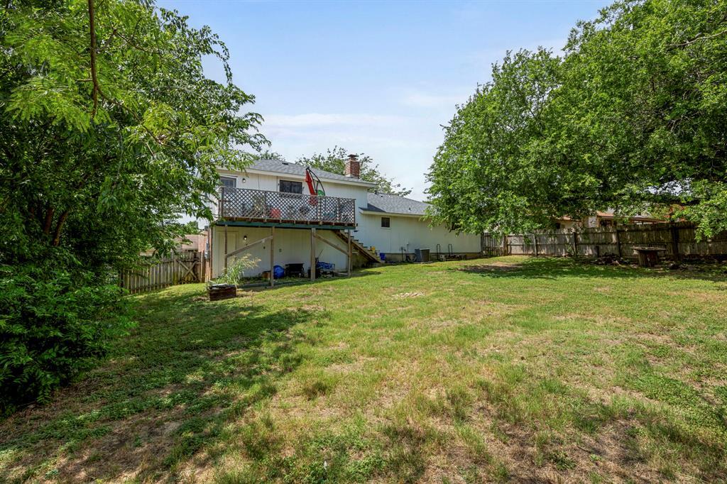 706 Cambridge DR