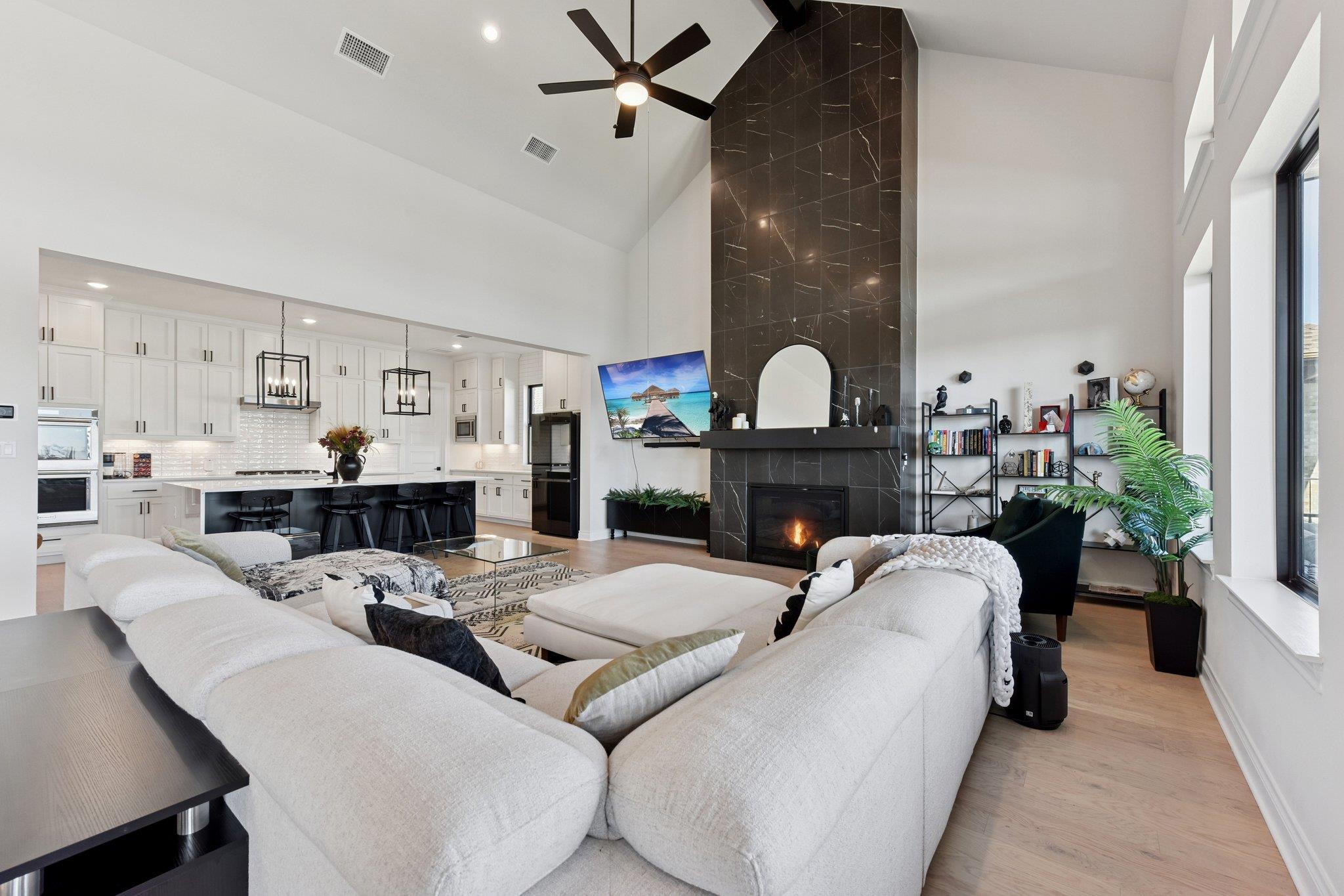222 Rio Ranchero RD