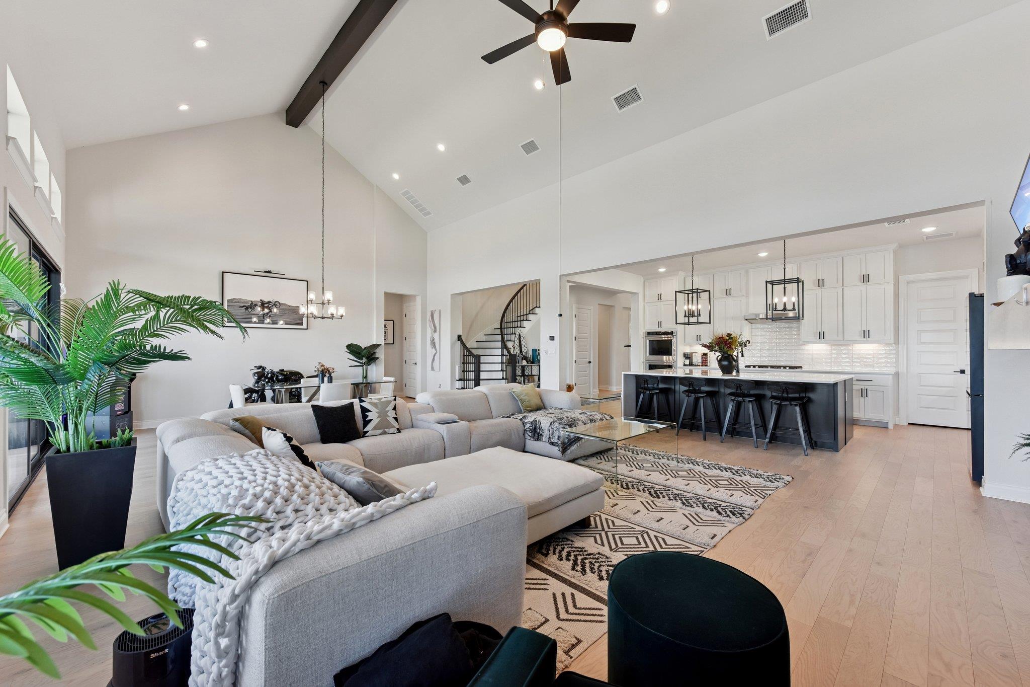 222 Rio Ranchero RD