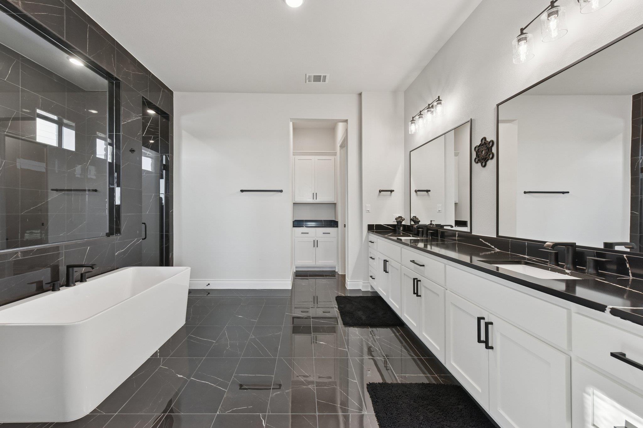 222 Rio Ranchero RD
