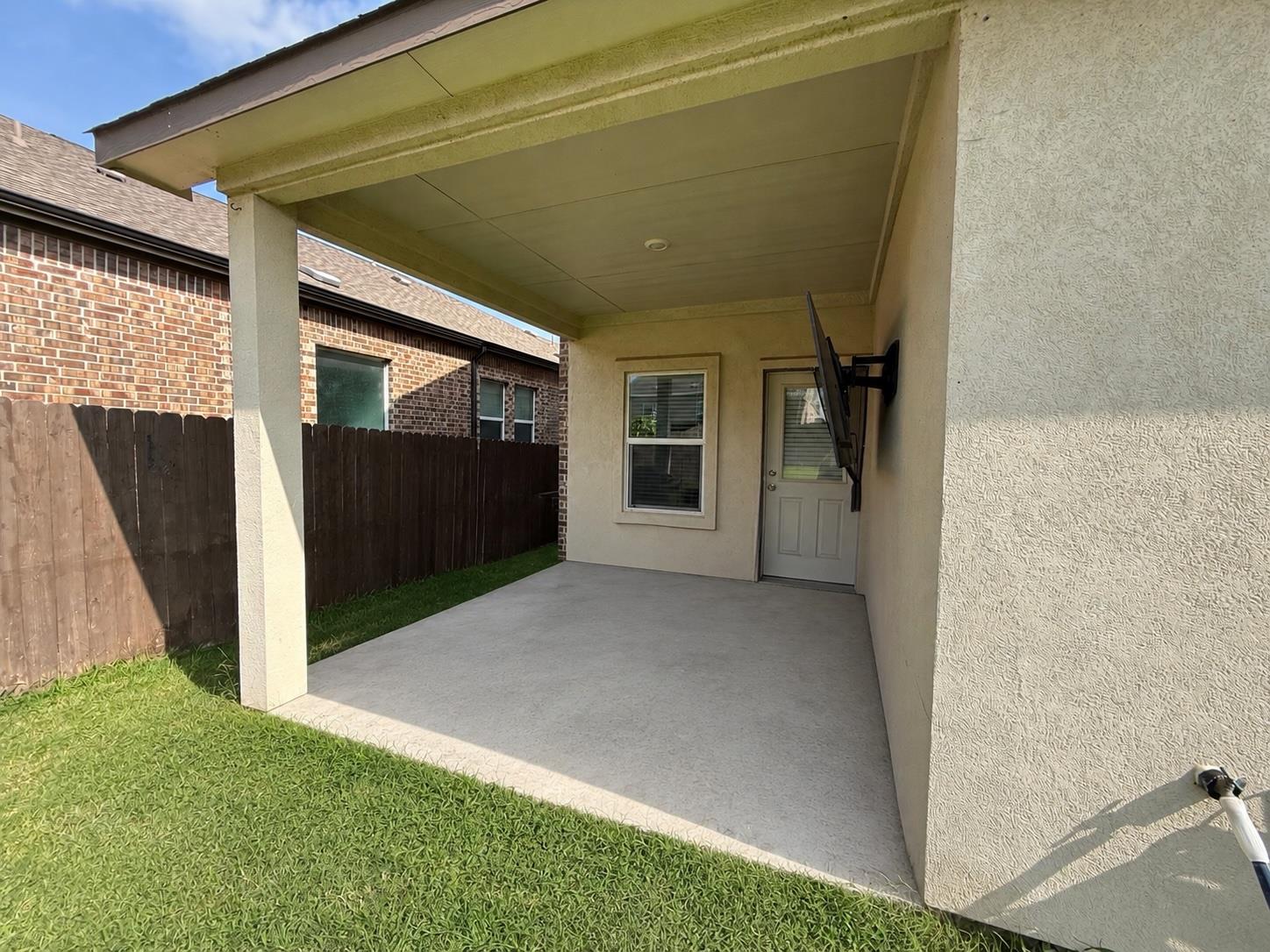 1008 Bluewood BND