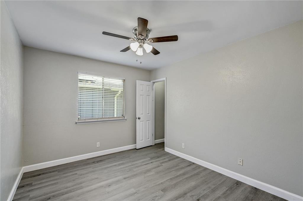 906 Cactus DR