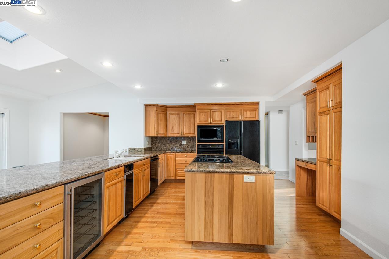 3221 Melanie Cir