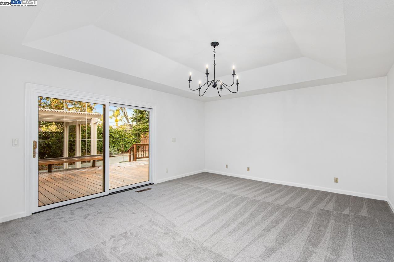 3221 Melanie Cir